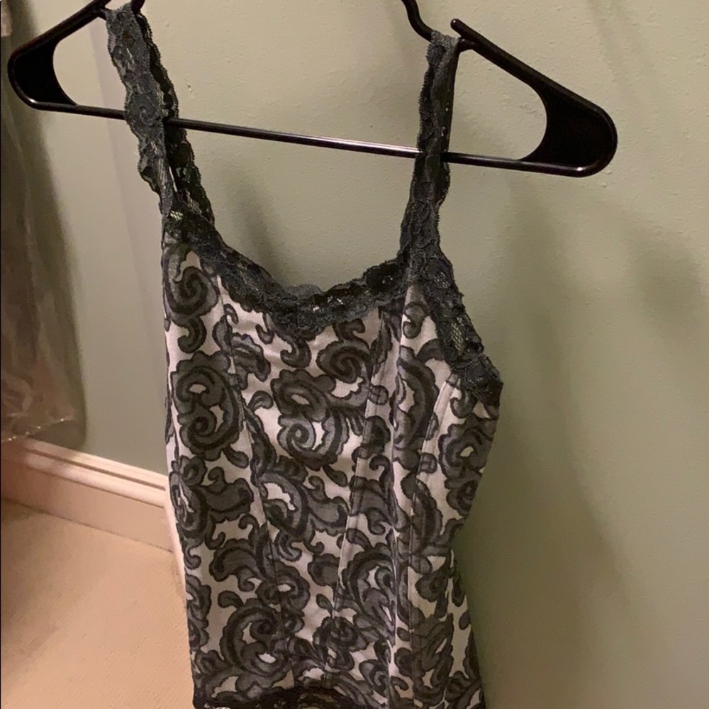 Lace strap tank top